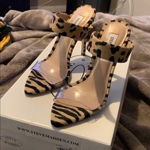 Steve Madden leopard Heels